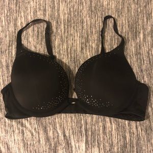Black Victoria’s Secret Bra